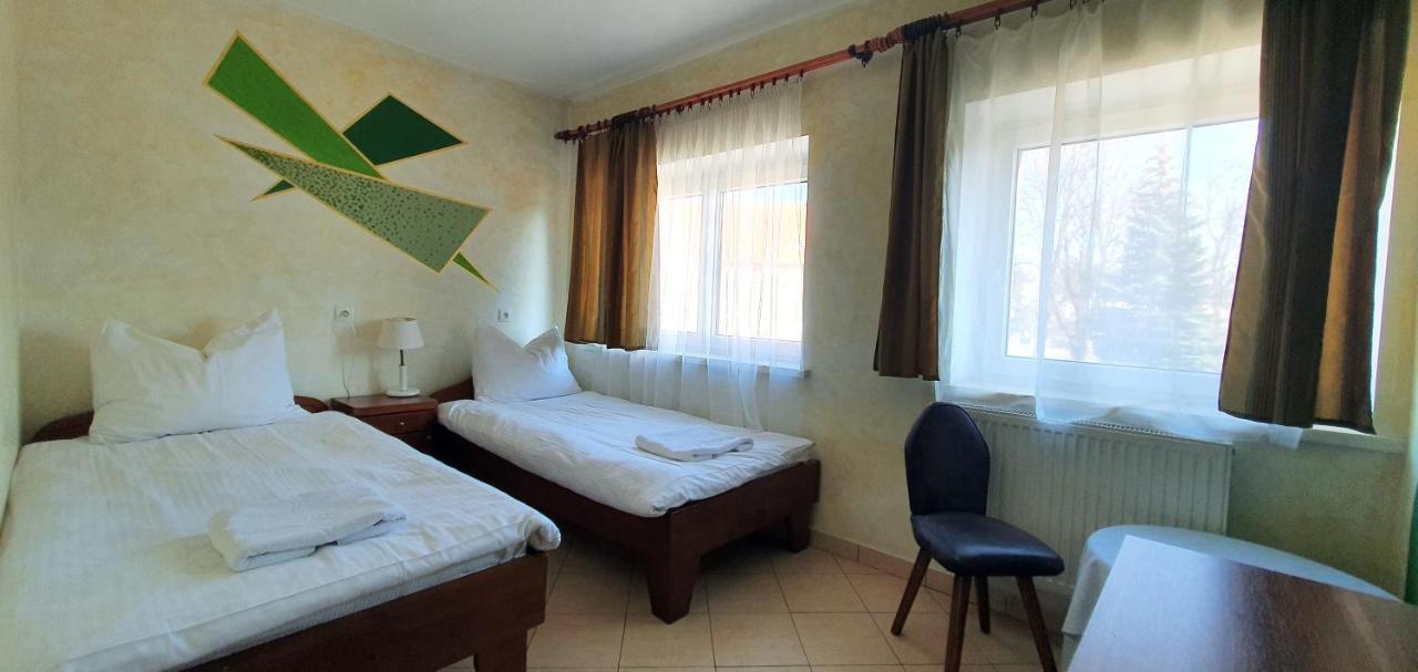 Hotel Zamek Miedzylesie Camera foto