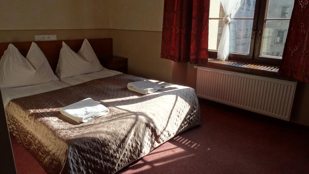 Hotel Zamek Miedzylesie Esterno foto